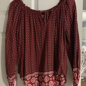 Abercrombie & Fitch Off the Shoulder Long Sleeve